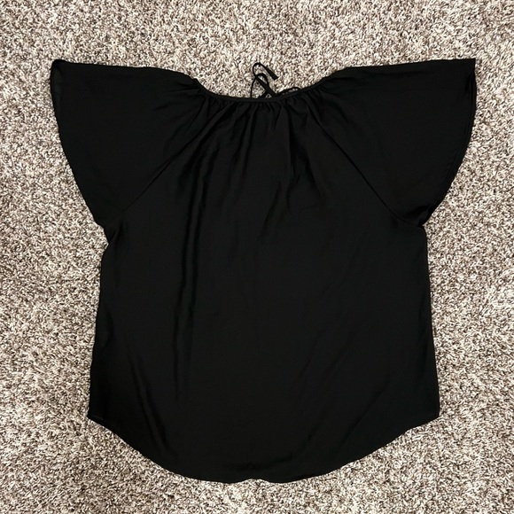 Women’s Black Flutter Sleeve Top - Picture 2 of 4